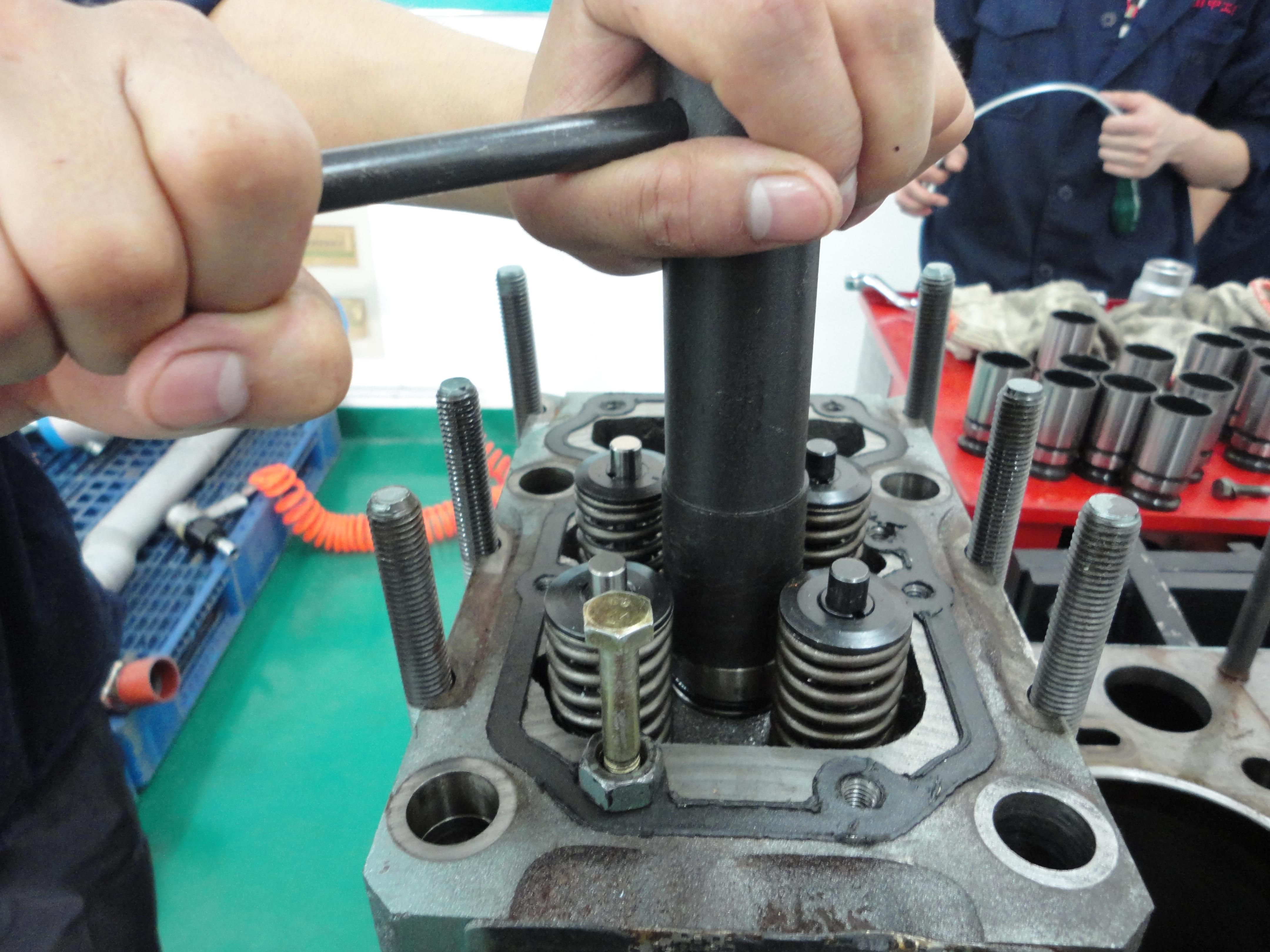 WD615柴油發(fā)動(dòng)機(jī)維修專(zhuān)用工具