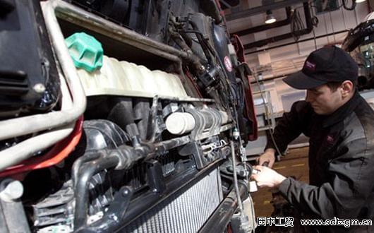 卡車維護(hù)保養(yǎng) 選擇田中重型汽車維修工具.jpg