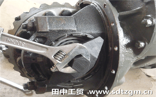底盤(pán)維修工具
