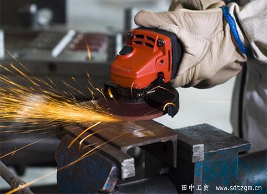 發(fā)動(dòng)機(jī)翻轉(zhuǎn)架 加工3