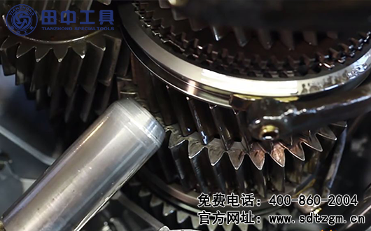 ZF16檔變速器拆卸，ZF變速箱維修工具